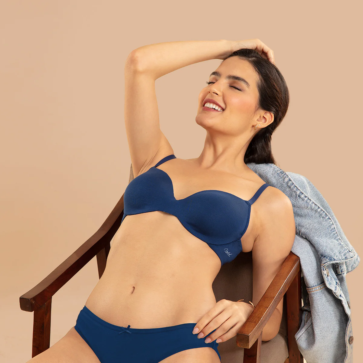 Nykd by Nykaa Super Soft Luxe Modal Padded Cushioned Wire T-Shirt Bra NYB218 Blue - Image 6