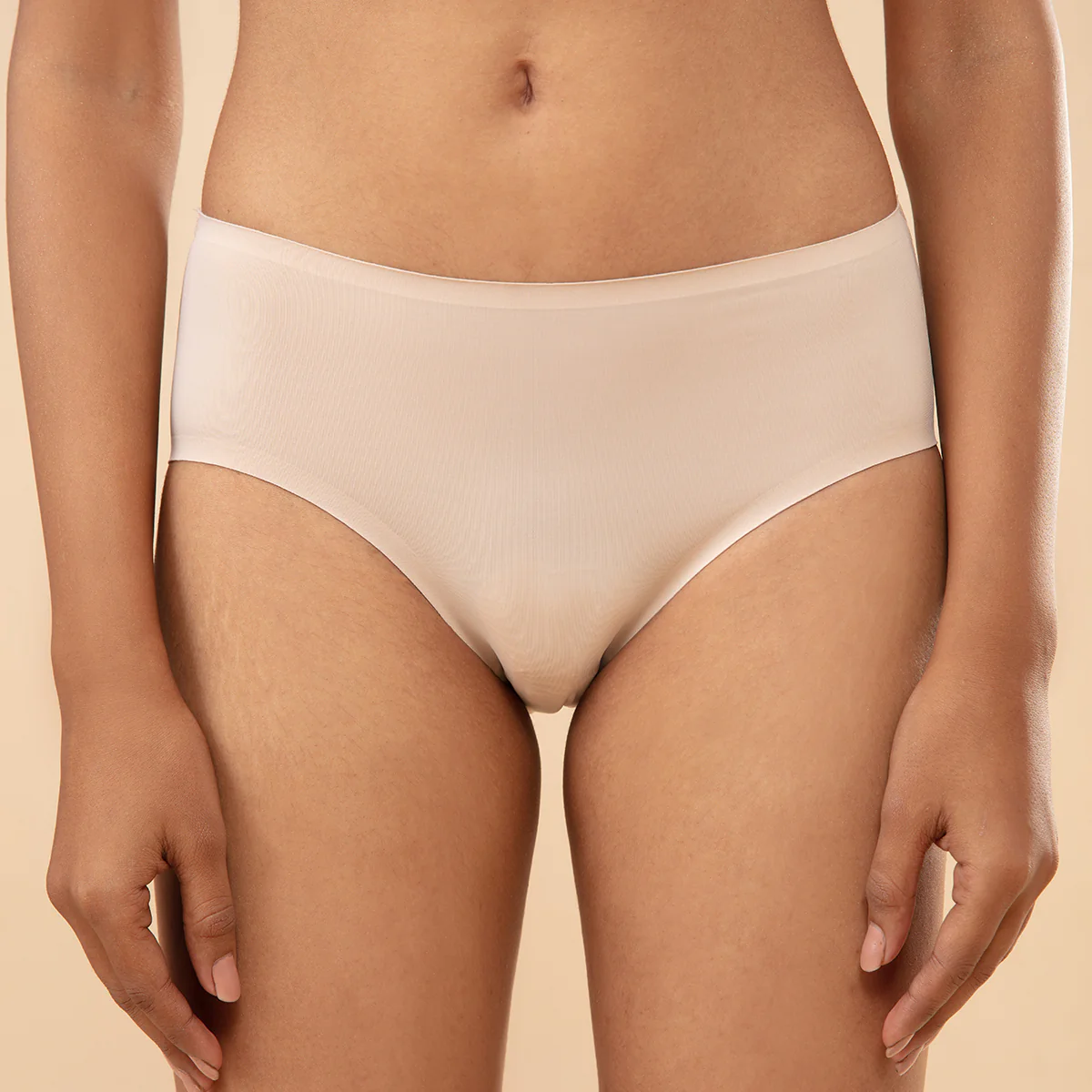 Nykd by Nykaa InvisiBlend™ No VPL Hipster-NYP209-Nude - Image 4